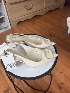 ZARA Cream Pointed-Toe Slingback Pumps with Decorative Square Accent
